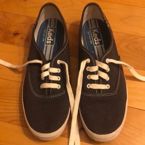 Navy blue Keds!!!